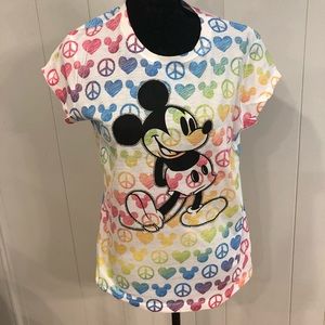 Mickey Mouse Walt Disney World T shirt never worn